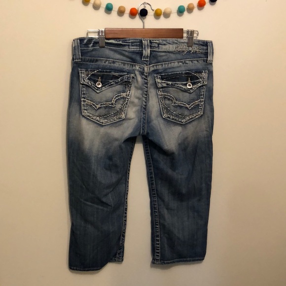 ⭐️ BIG STAR MADDIE MID RISE FIT CAPRIS ⭐️ - Picture 3 of 8